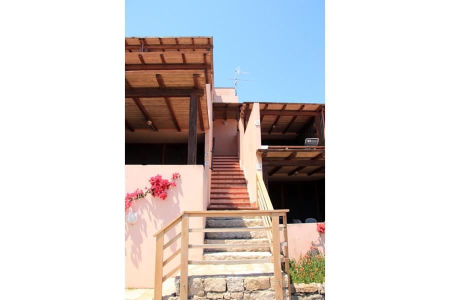 Residence Portolaconia Appartamenti Cannigione Exterior foto